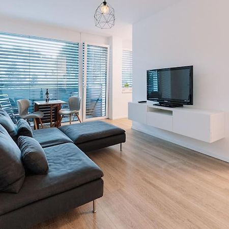 Stylish Apartment Retreat บราติสลาวา ภายนอก รูปภาพ