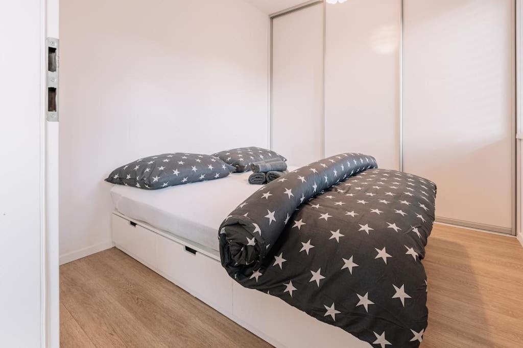 Stylish Apartment Retreat บราติสลาวา ภายนอก รูปภาพ
